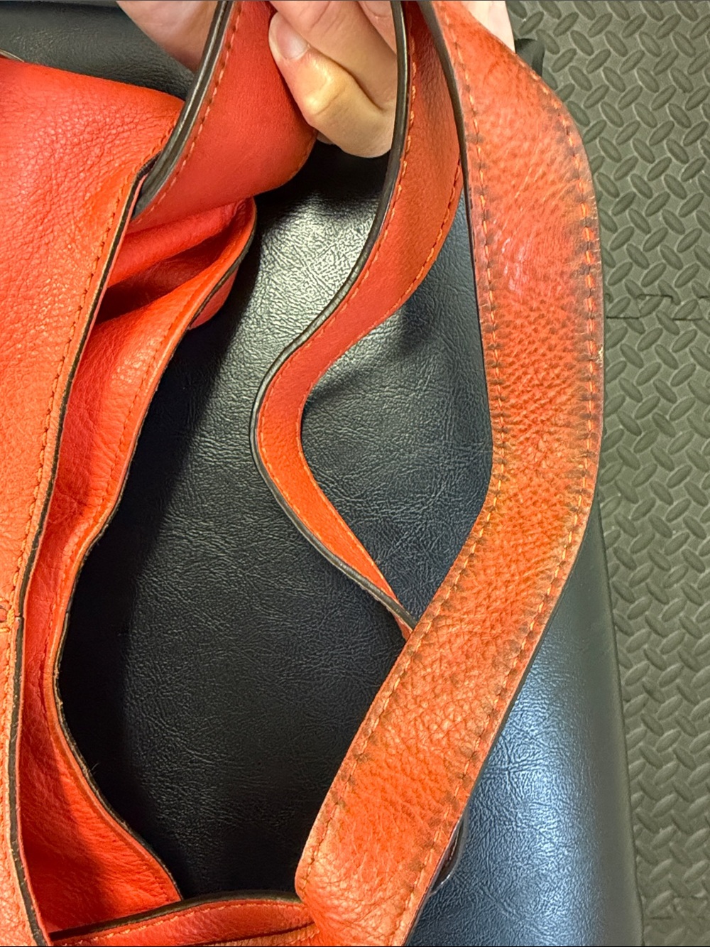 Michael Kors Orange Leather Shoulder Bag - Picture 14 of 15